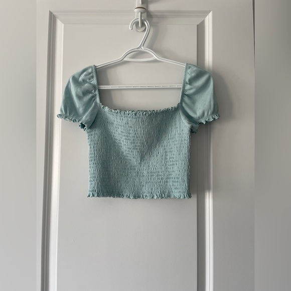 Aritzia Wilfred Presley Smocked Blouse - Picture 3 of 4